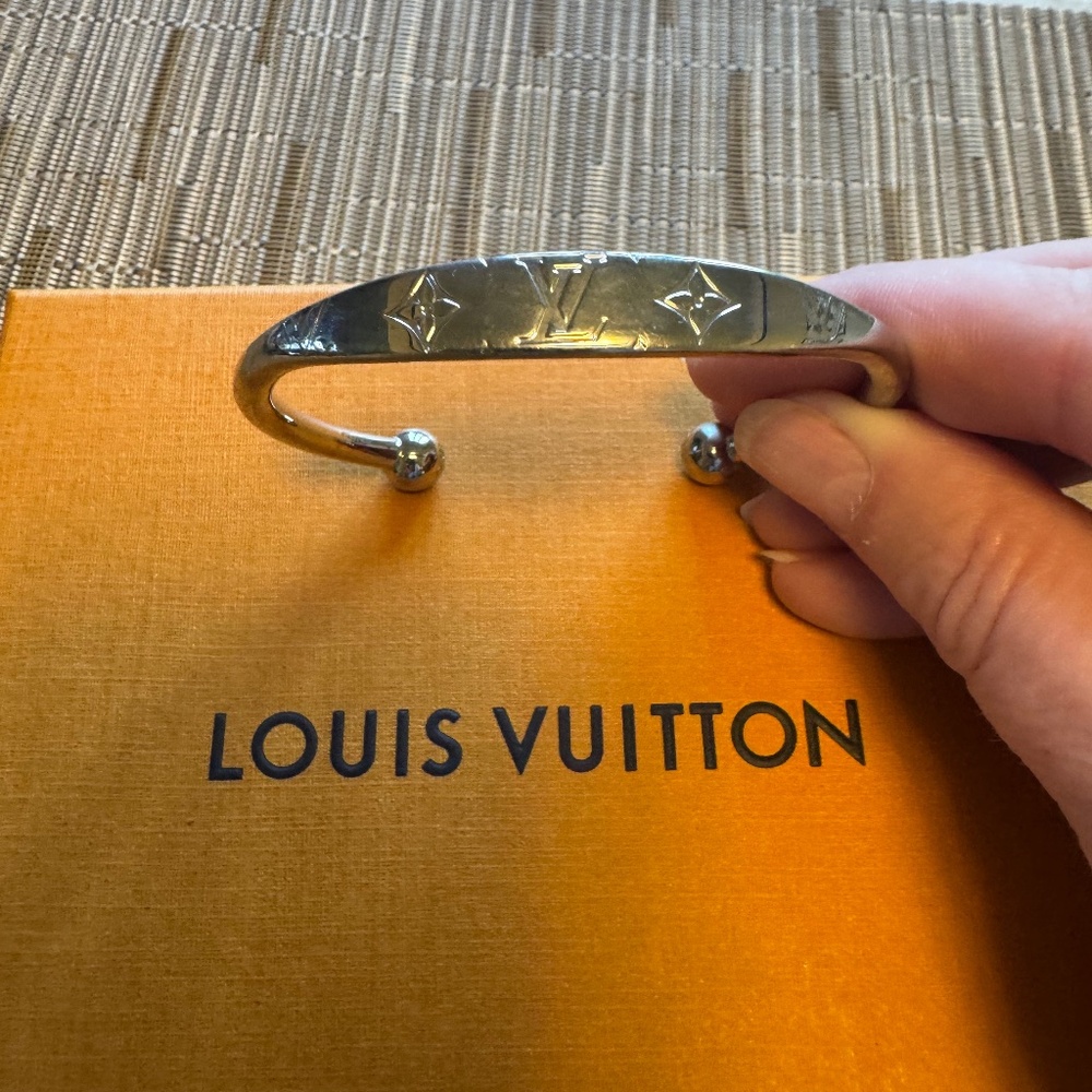 Louis Vuitton Monogram Jonc Cuff Bracelet - Picture 2 of 6